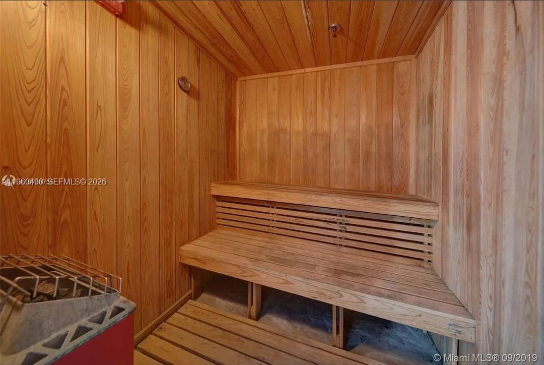 9156 Collins Ave #502 Surfside, FL 33154