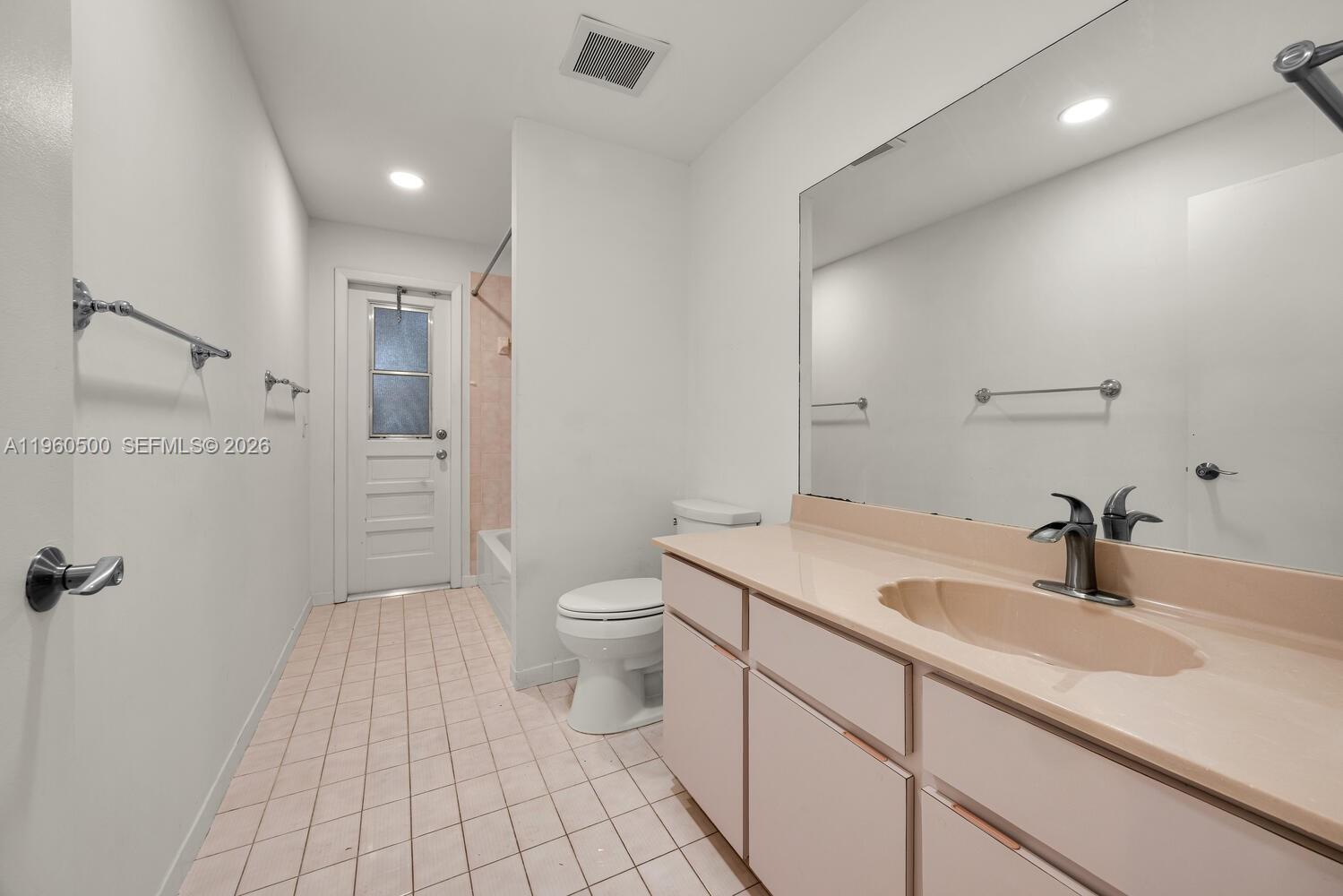 10635 SW 158th Pl Miami, FL 33196