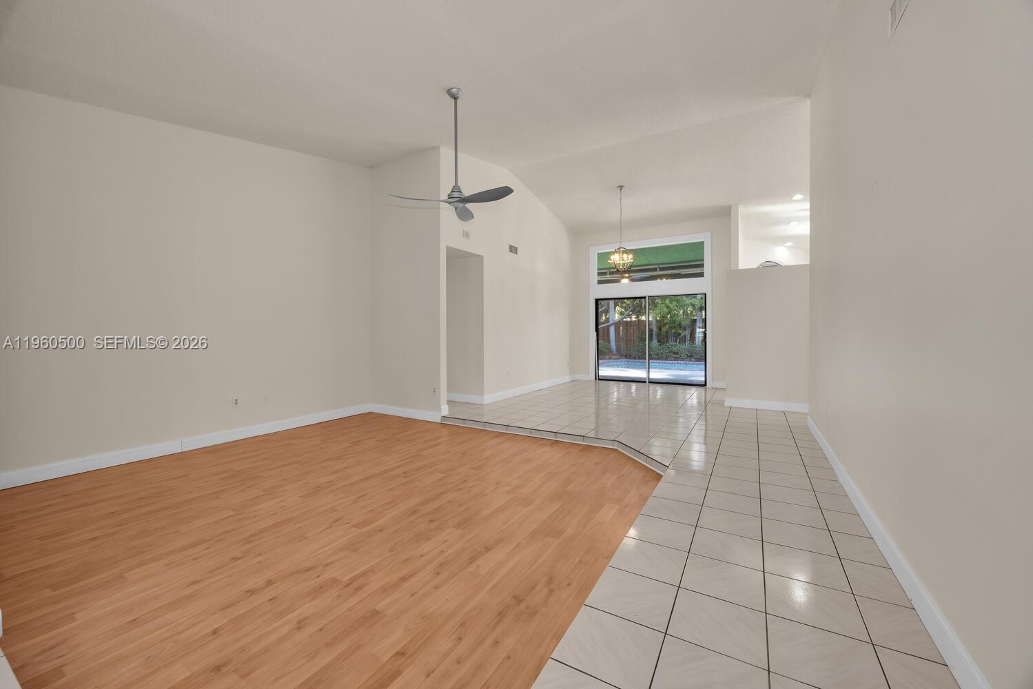 10635 SW 158th Pl Miami, FL 33196