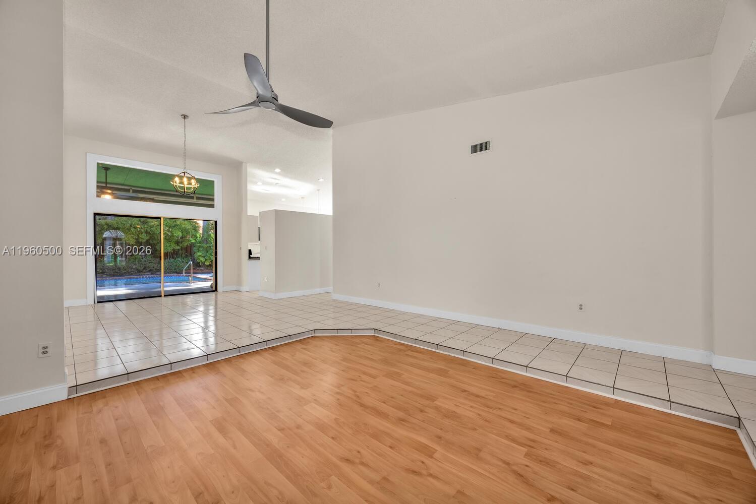 10635 SW 158th Pl Miami, FL 33196