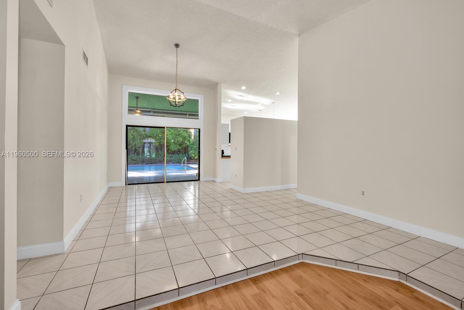 10635 SW 158th Pl Miami, FL 33196