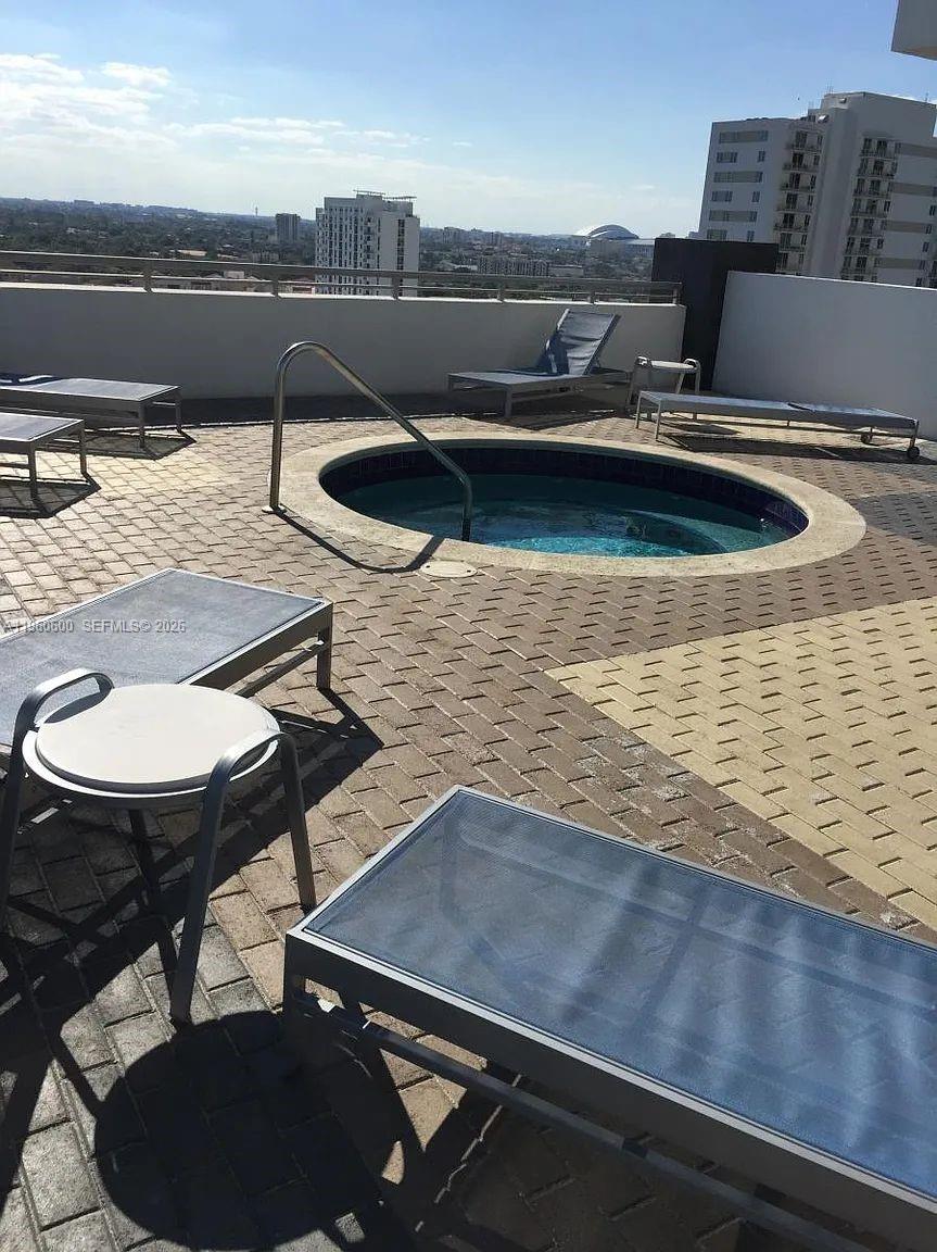 image Infinity at Brickell15