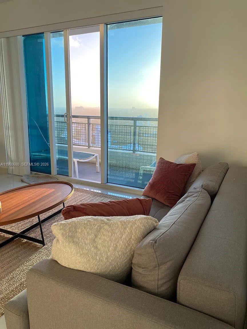 image Infinity at Brickell3