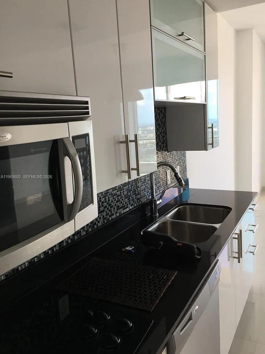 image Infinity at Brickell6