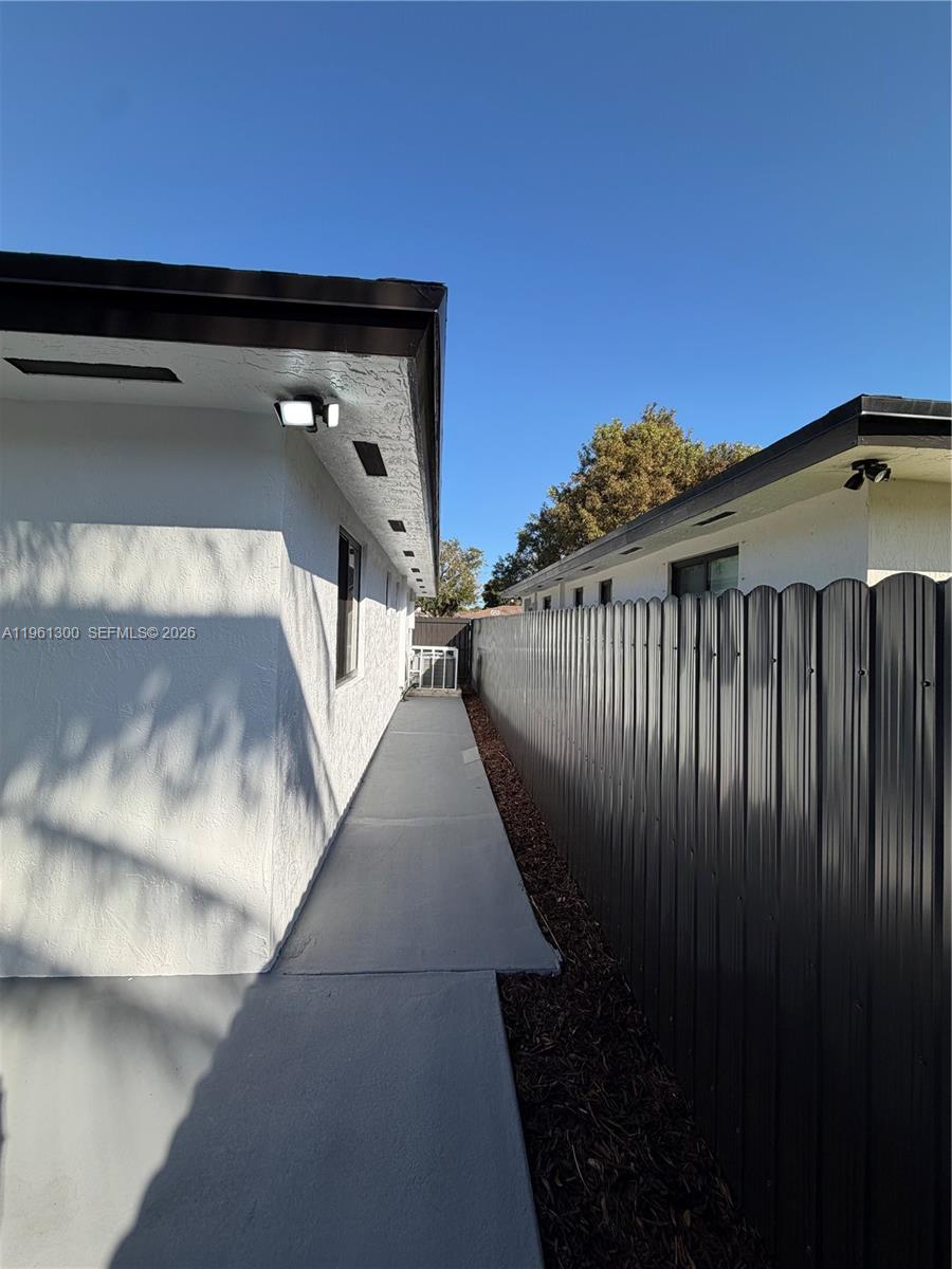 18940 SW 113th Ct Miami, FL 33157