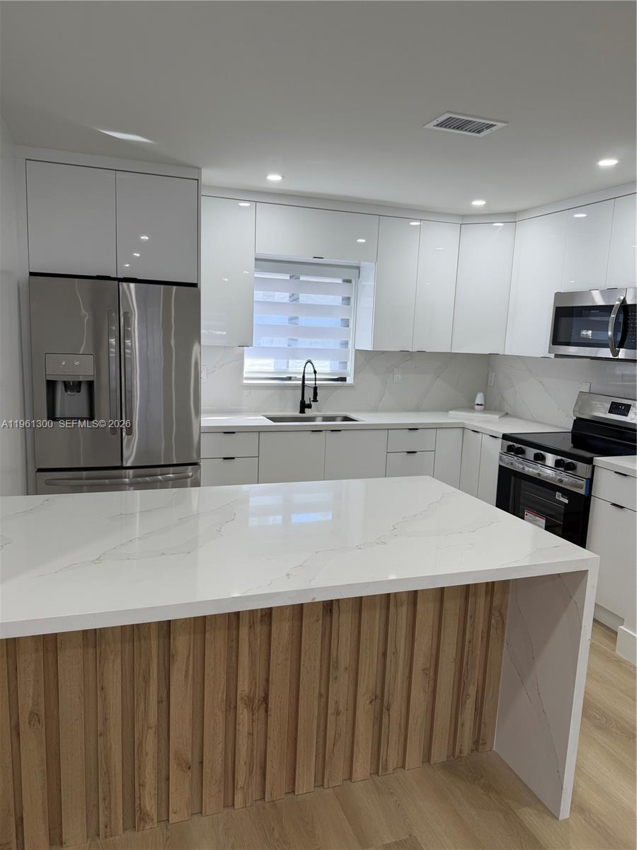 18940 SW 113th Ct Miami, FL 33157