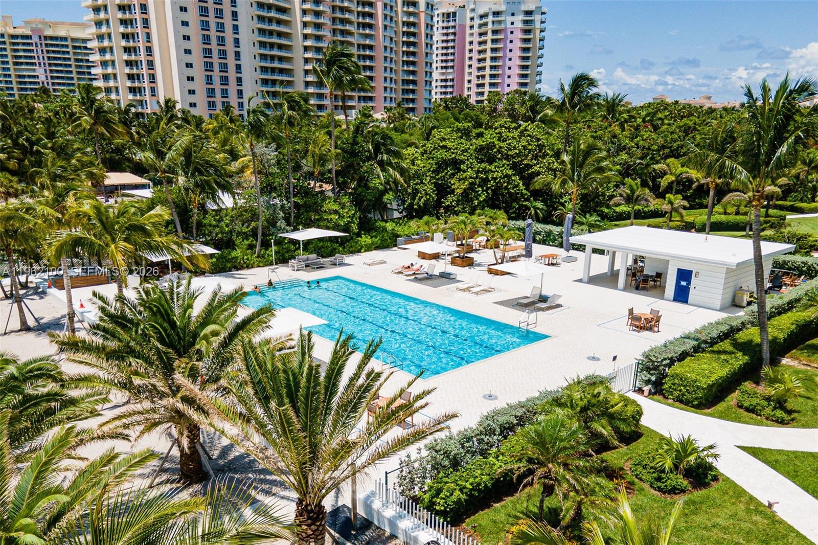 609 Ocean Dr #4G Key Biscayne, FL 33149