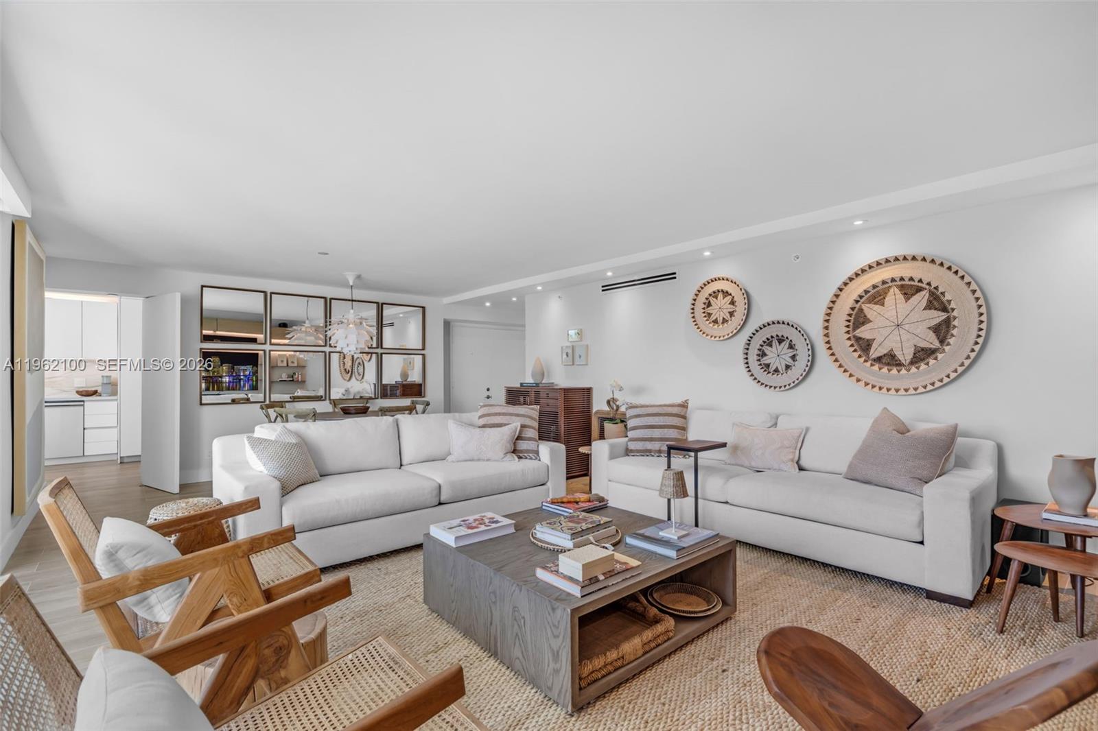 609 Ocean Dr #4G Key Biscayne, FL 33149