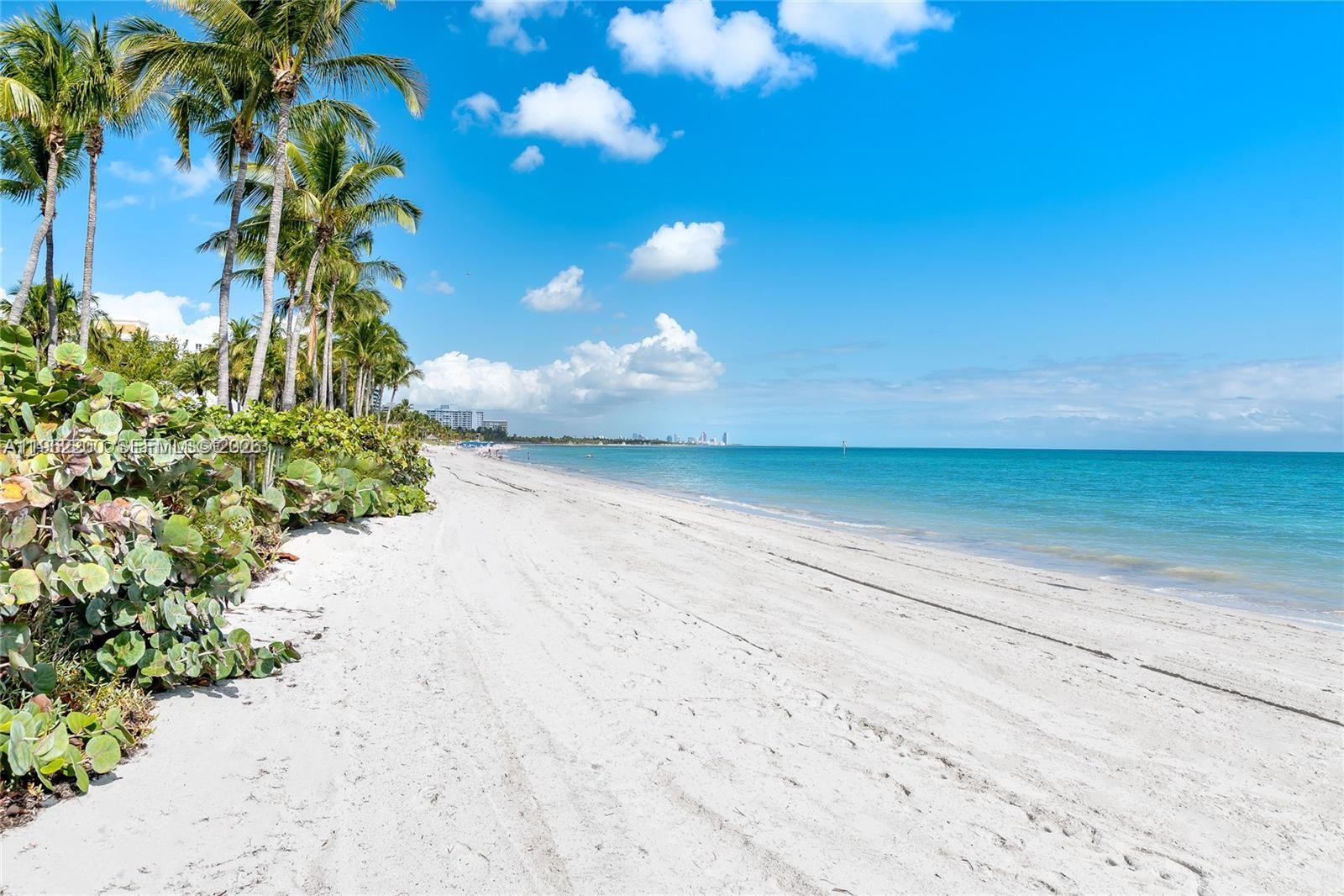 765 Crandon Blvd #PH-4 Key Biscayne, FL 33149