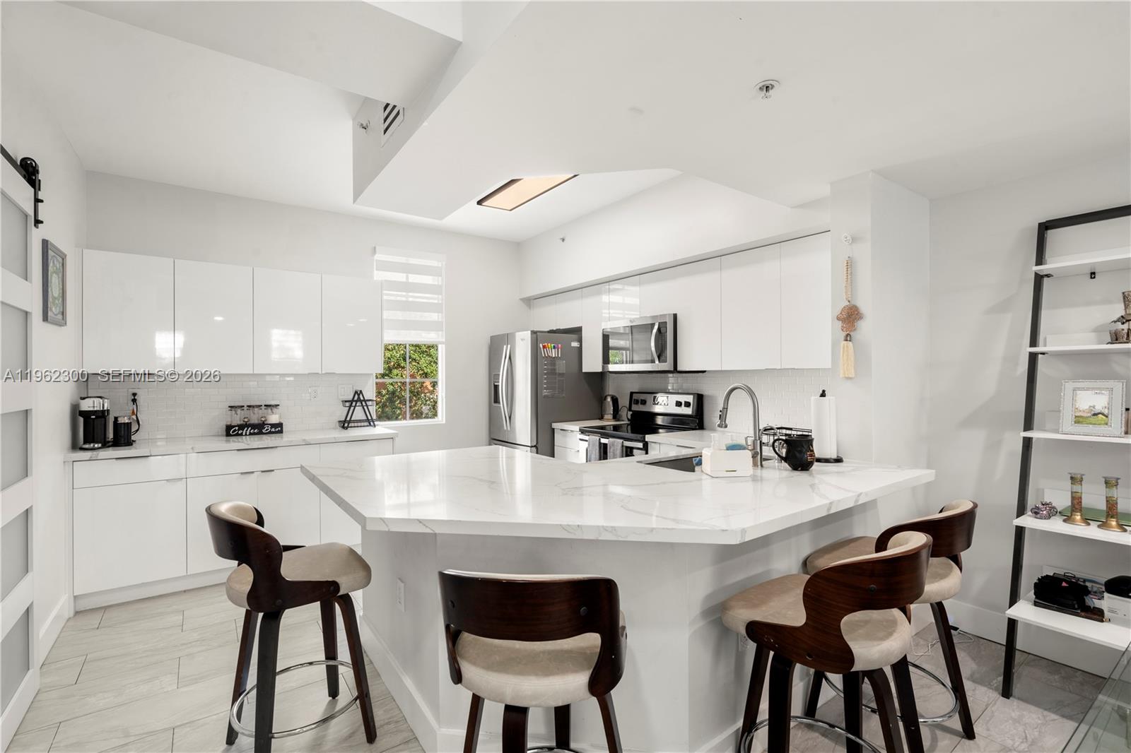 2991 NE 185th St #1706 Aventura, FL 33180