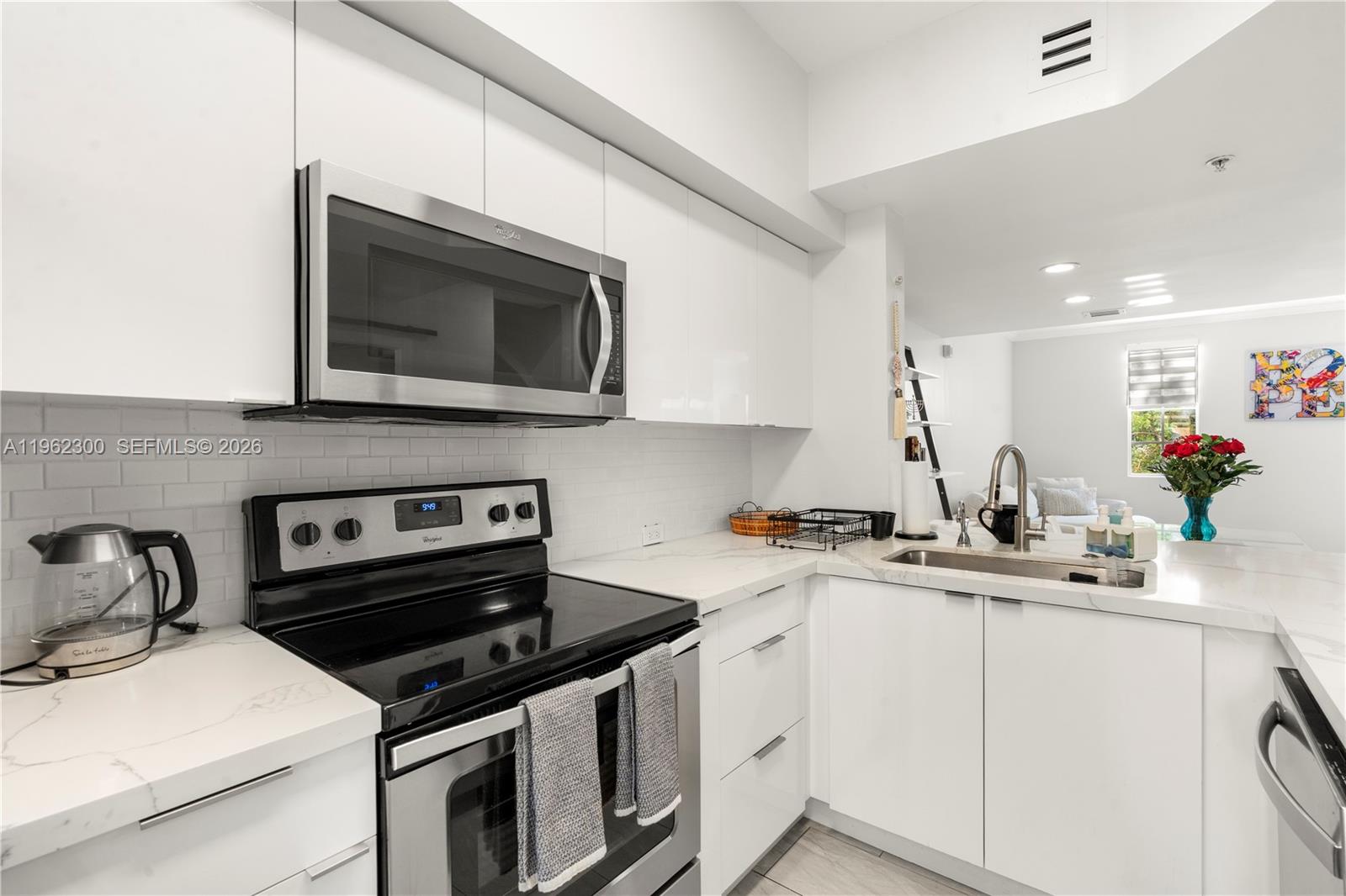 2991 NE 185th St #1706 Aventura, FL 33180