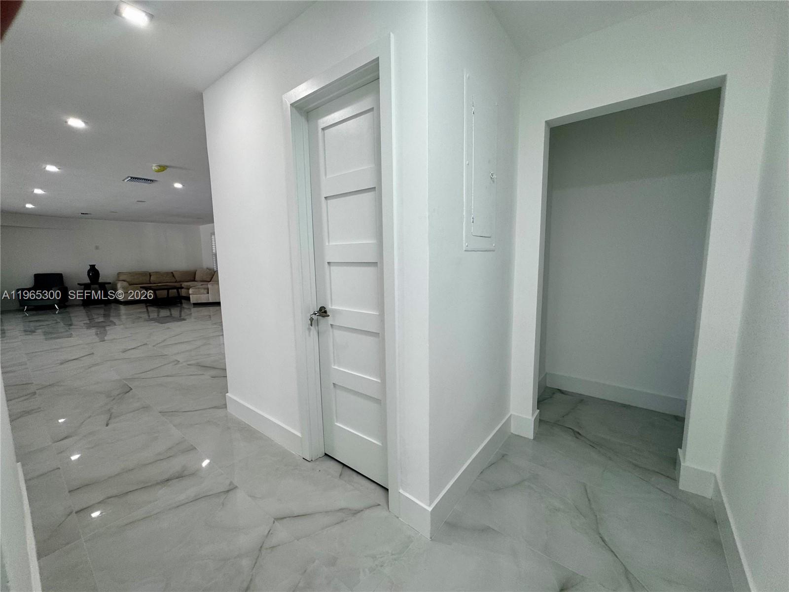 14675 SW 78th Ave Palmetto Bay, FL 33158