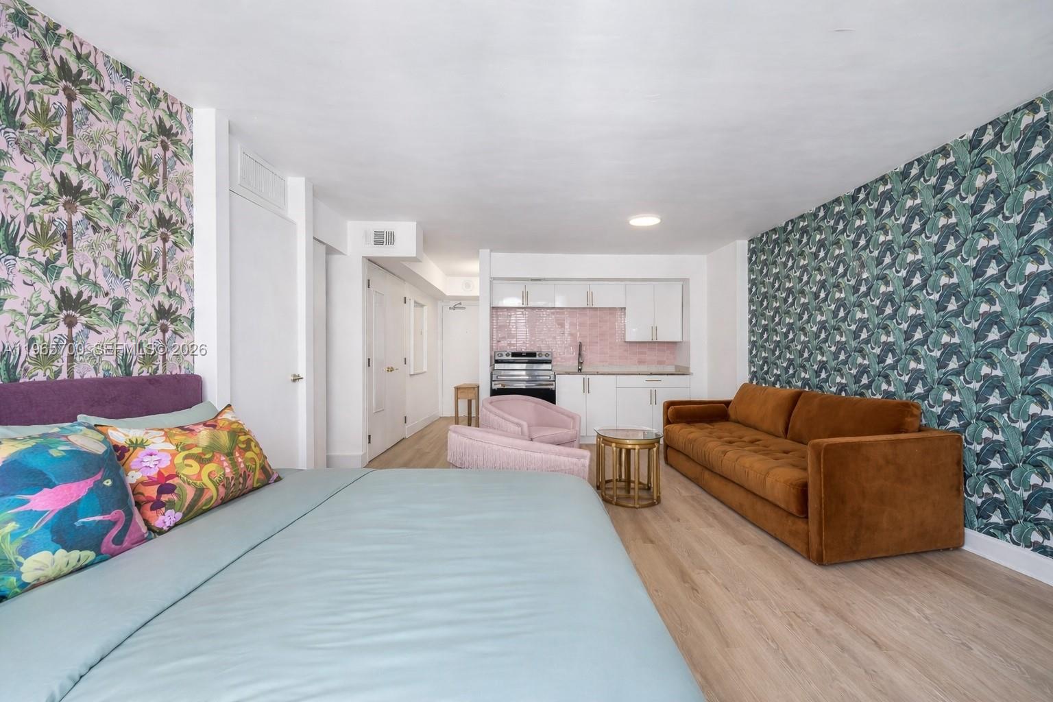 345 Ocean Dr #718 Miami Beach, FL 33139