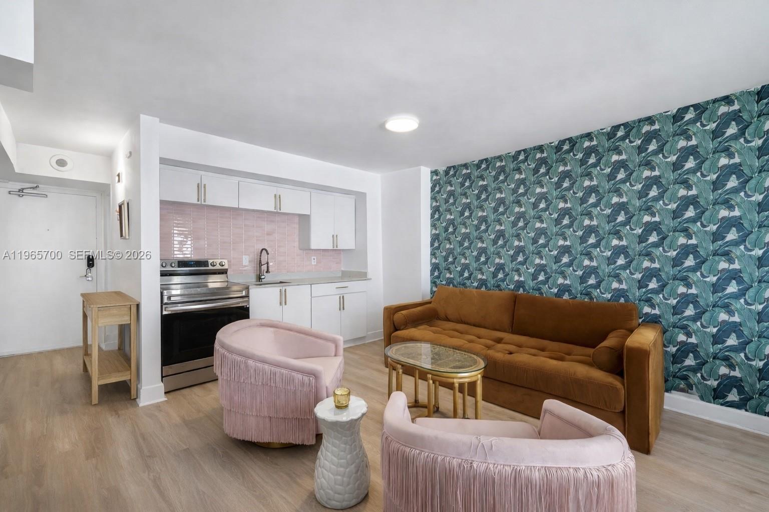 345 Ocean Dr #718 Miami Beach, FL 33139