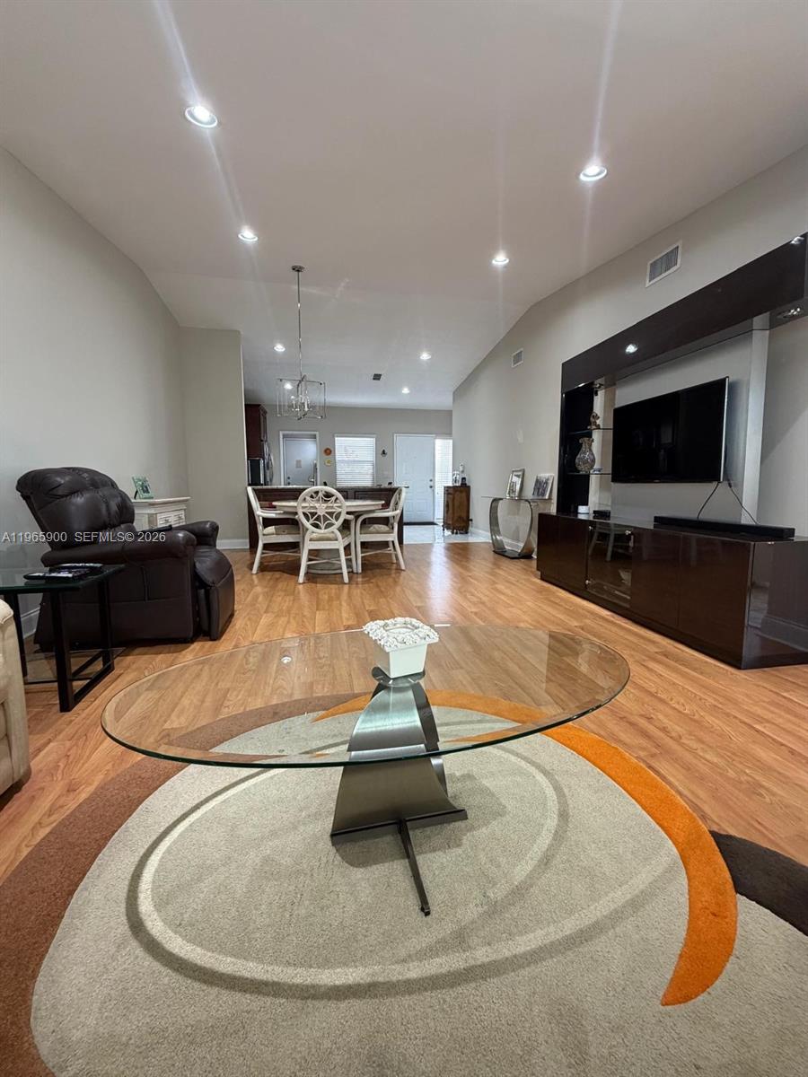 6180 Kings Gate Cir Delray Beach, FL 33484