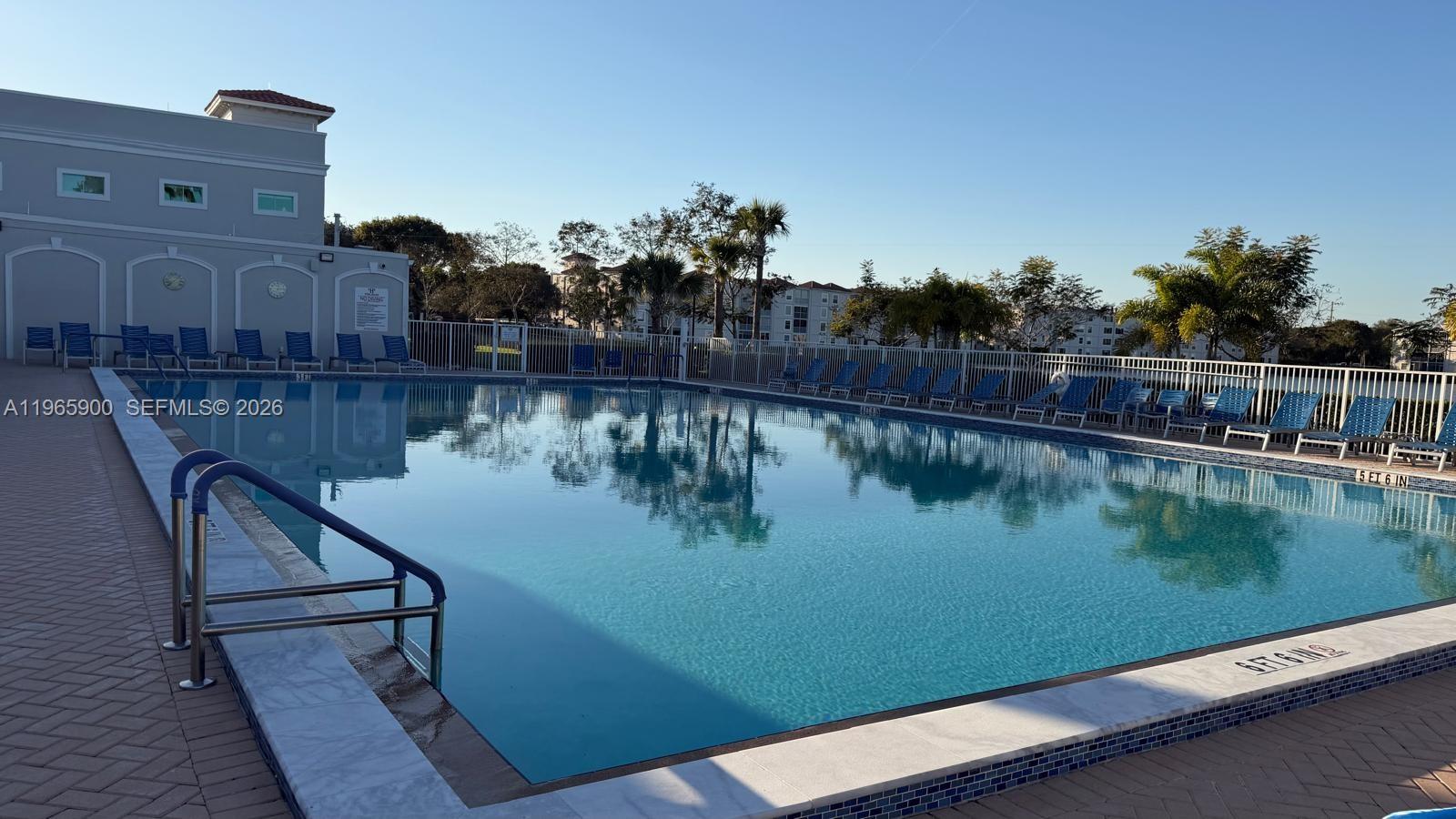 6180 Kings Gate Cir Delray Beach, FL 33484