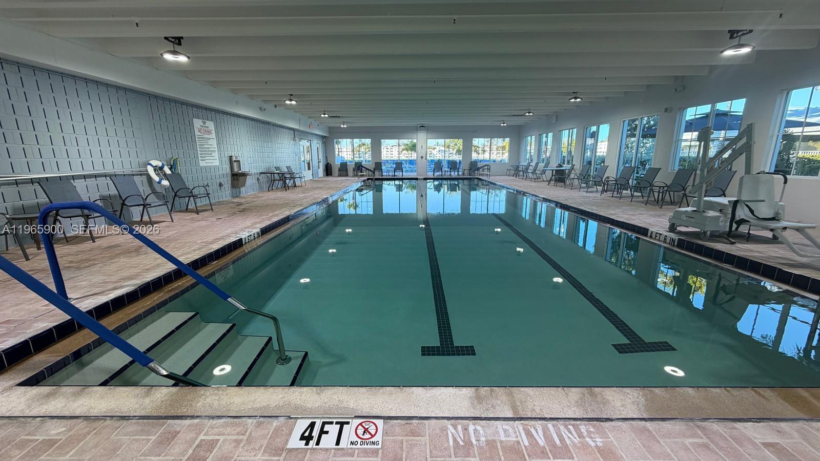 6180 Kings Gate Cir Delray Beach, FL 33484