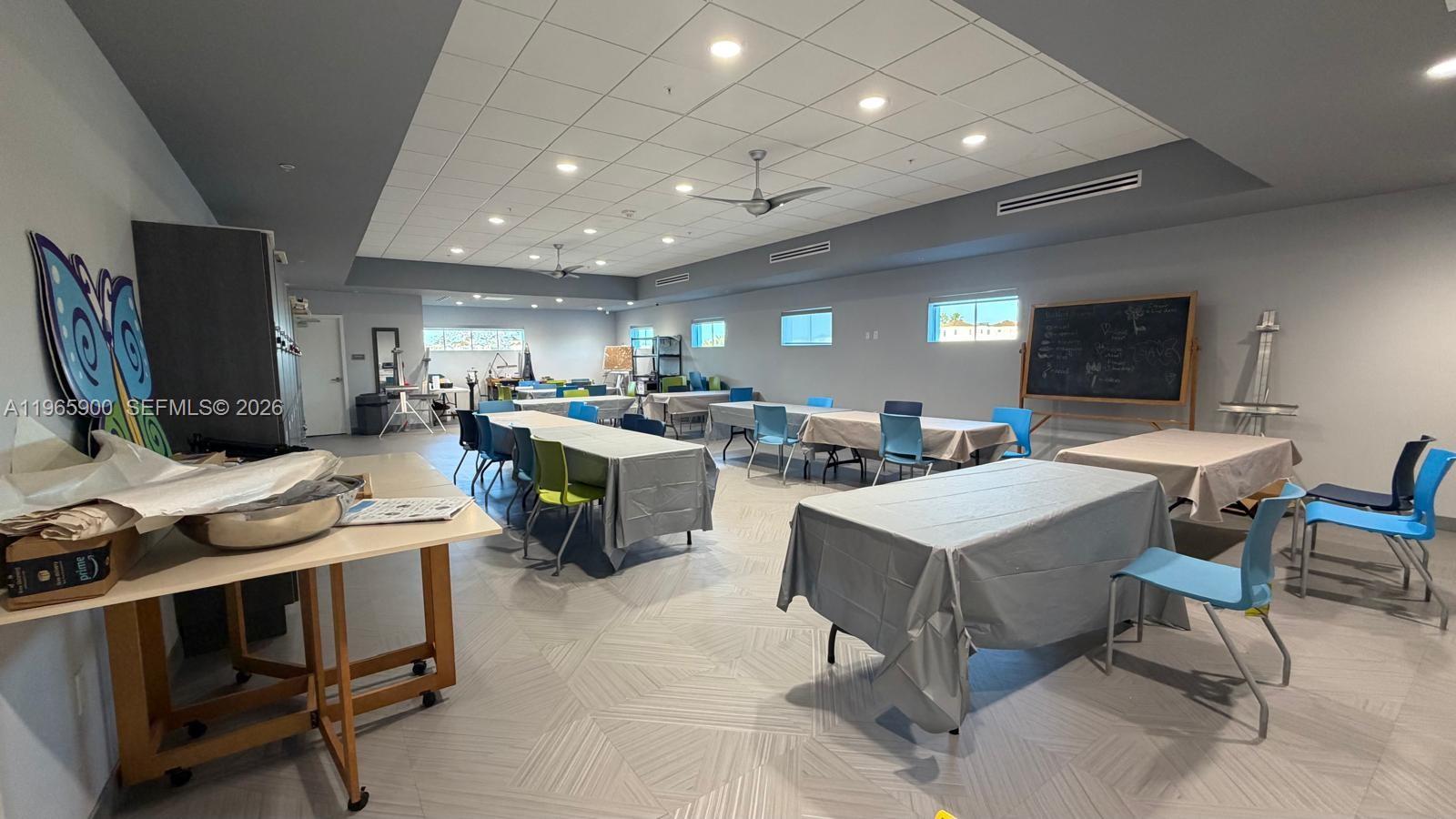 6180 Kings Gate Cir Delray Beach, FL 33484