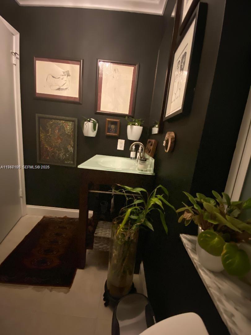 1460 Tagus Ave Coral Gables, FL 33156