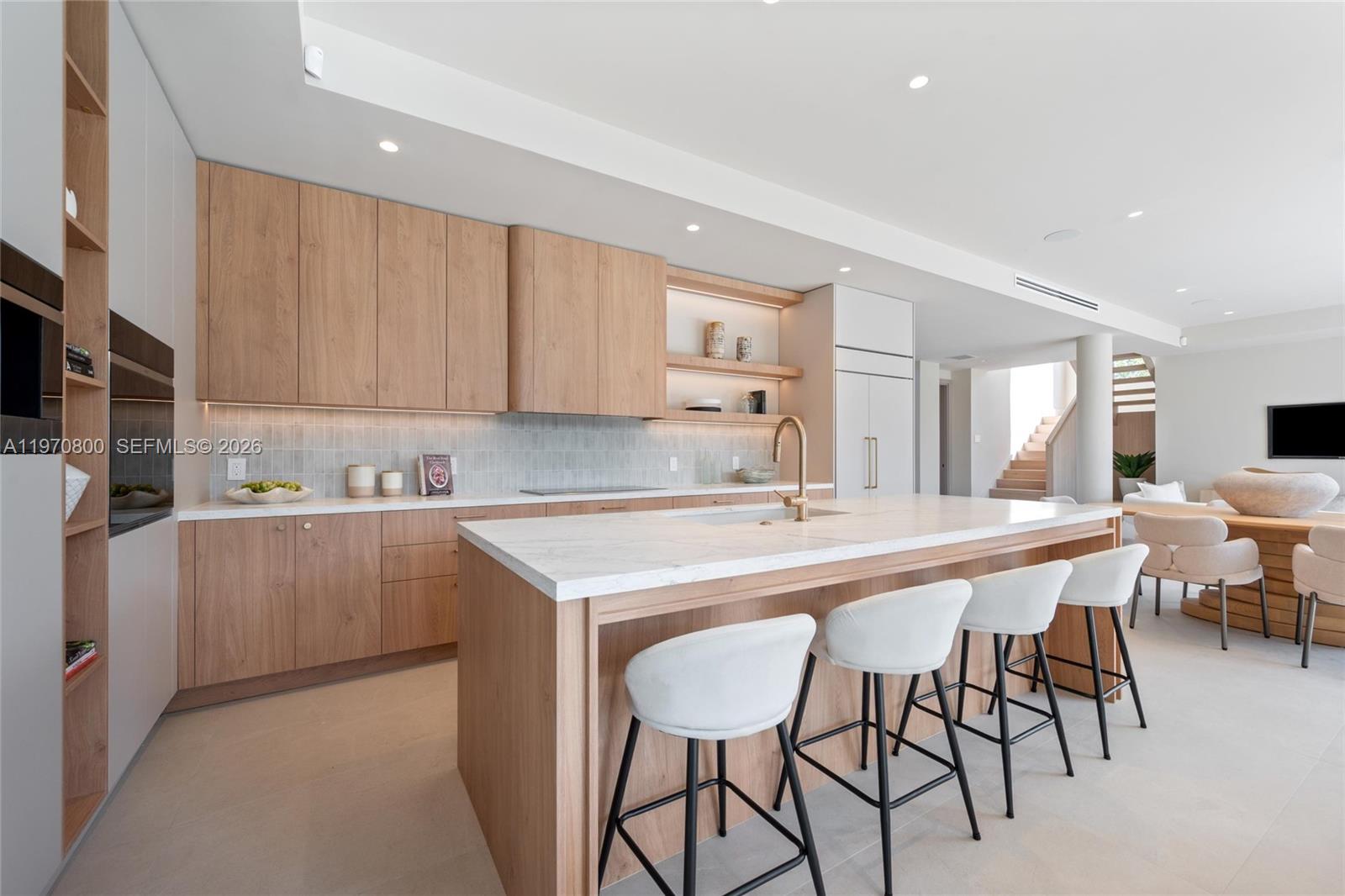 5854 SW 30th St Miami, FL 33155