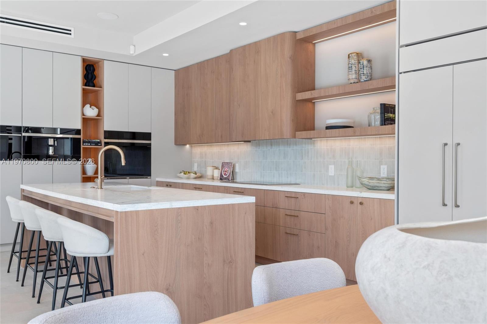 5854 SW 30th St Miami, FL 33155