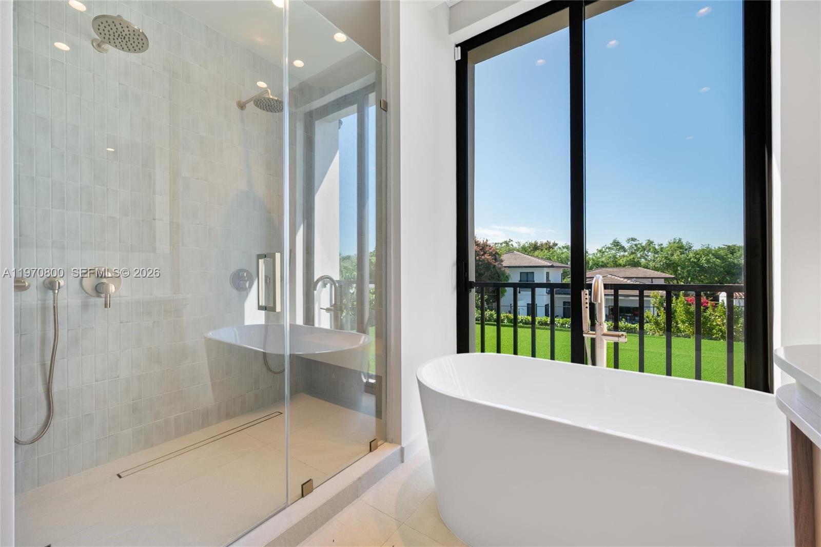 5854 SW 30th St Miami, FL 33155