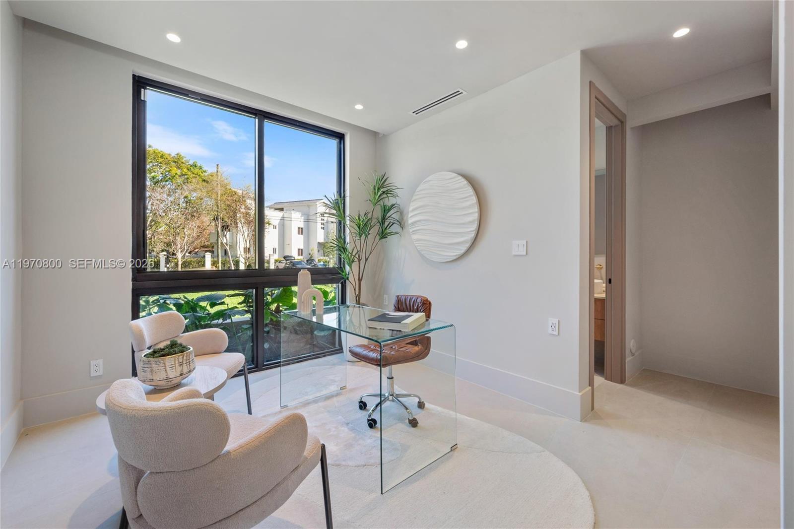 5854 SW 30th St Miami, FL 33155