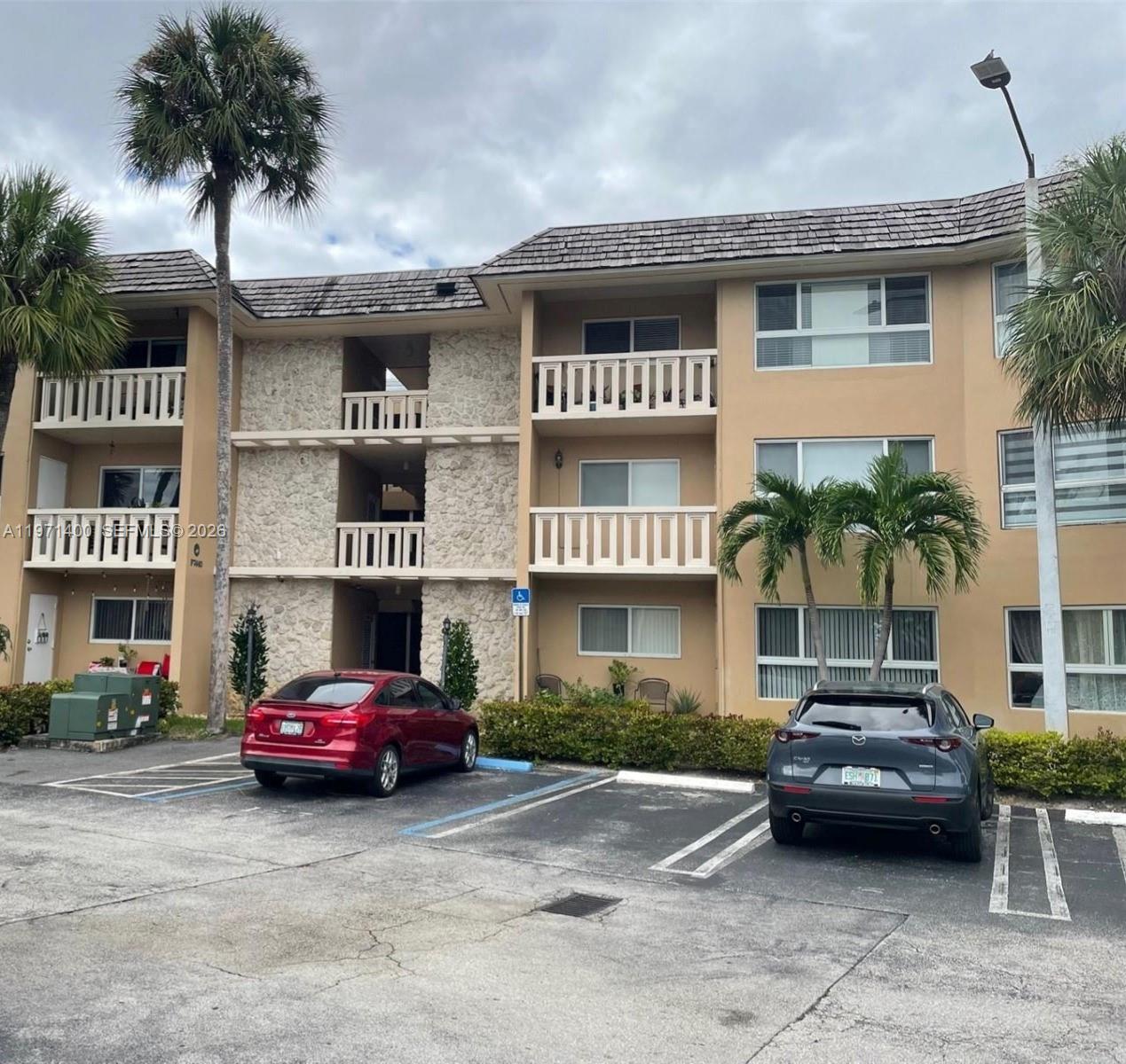 7430 Miami Lks Dr #E210