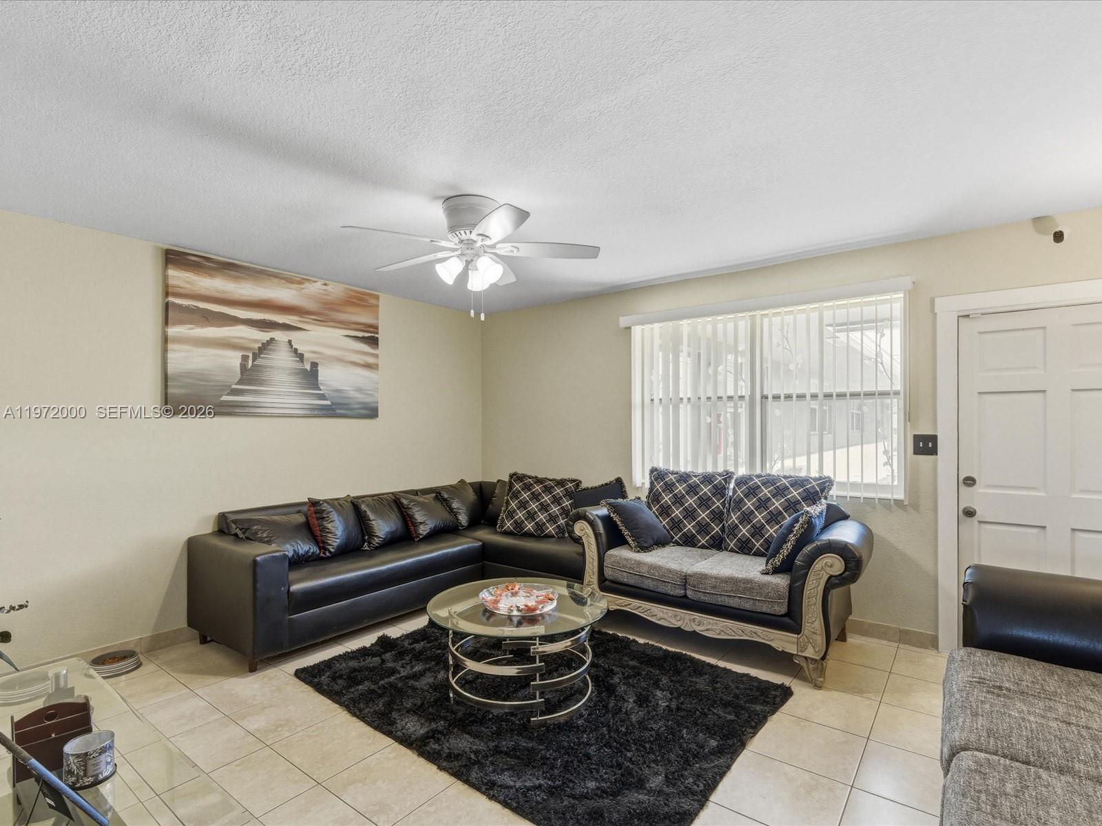 118 Phippen Waiters Rd Dania Beach, FL 33004