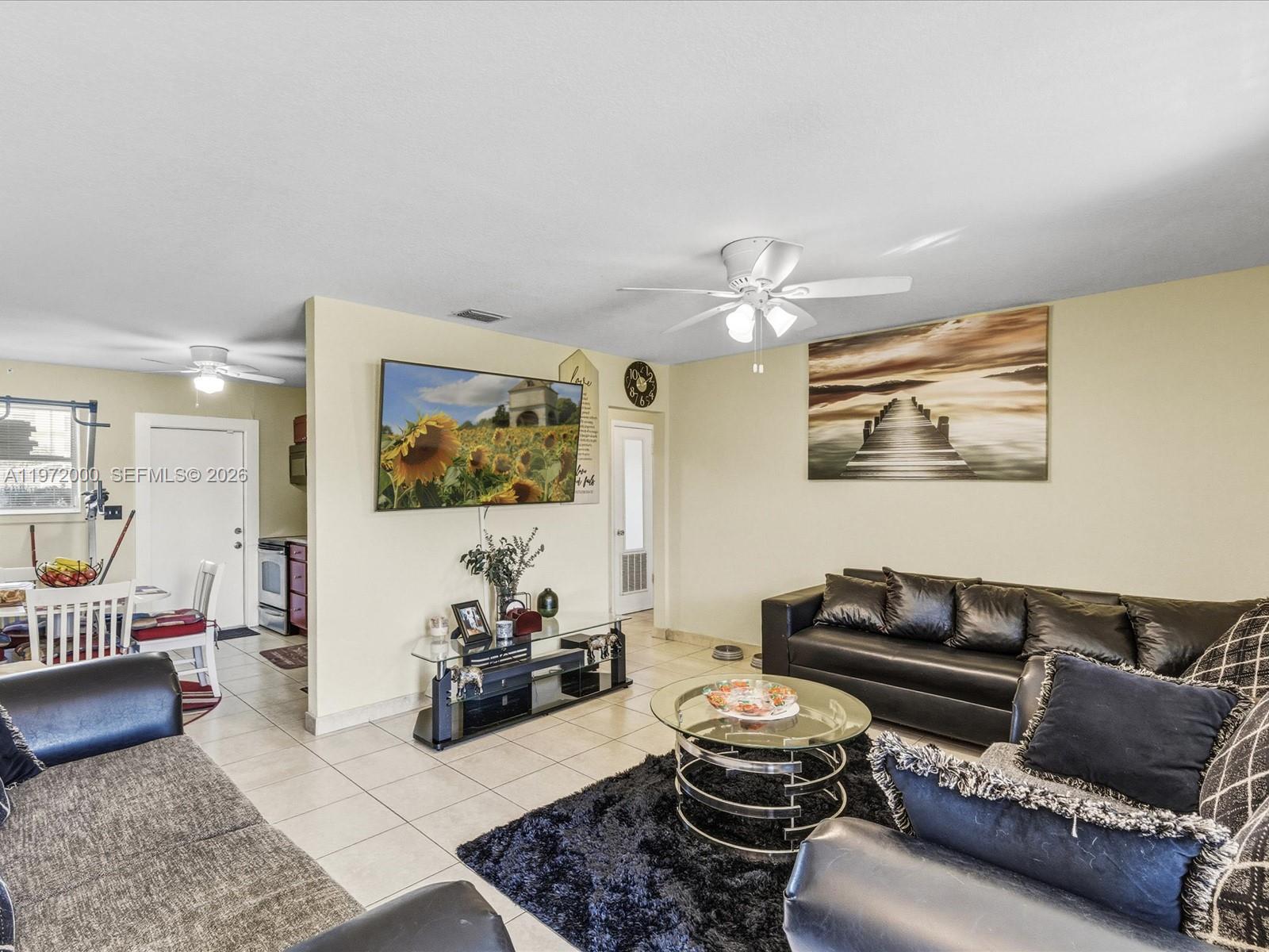 118 Phippen Waiters Rd Dania Beach, FL 33004