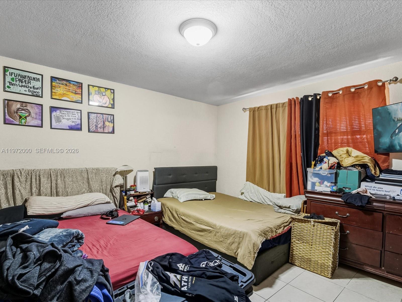 118 Phippen Waiters Rd Dania Beach, FL 33004