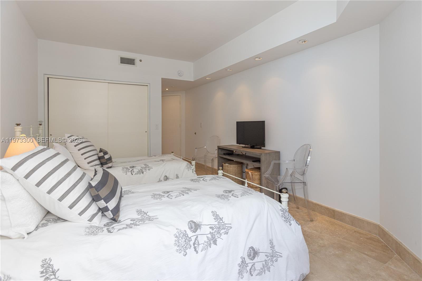 9559 Collins Ave #S7-D Surfside, FL 33154