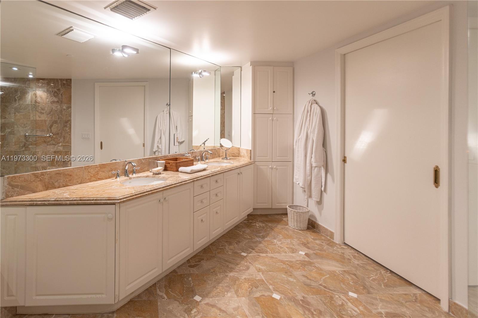 9559 Collins Ave #S7-D Surfside, FL 33154