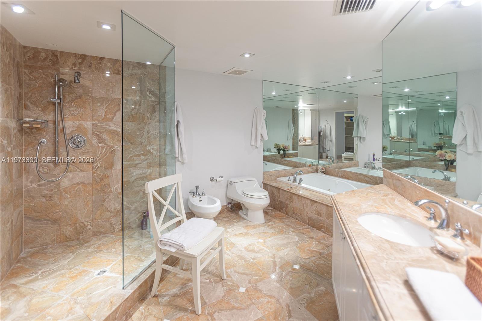 9559 Collins Ave #S7-D Surfside, FL 33154