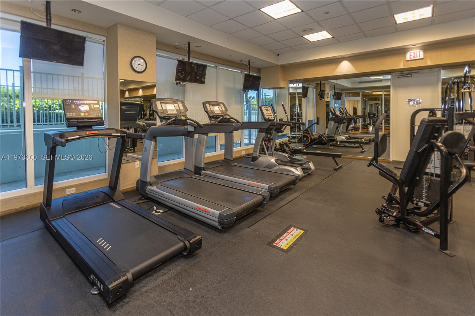 9559 Collins Ave #S7-D Surfside, FL 33154