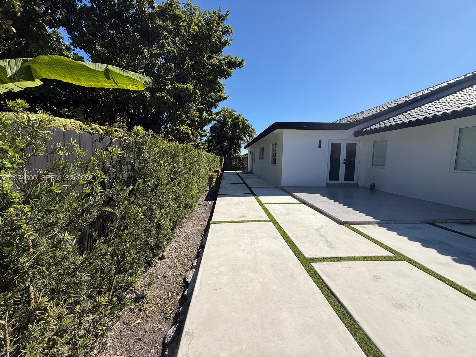 1760 SW 141st Ave Miami, FL 33175