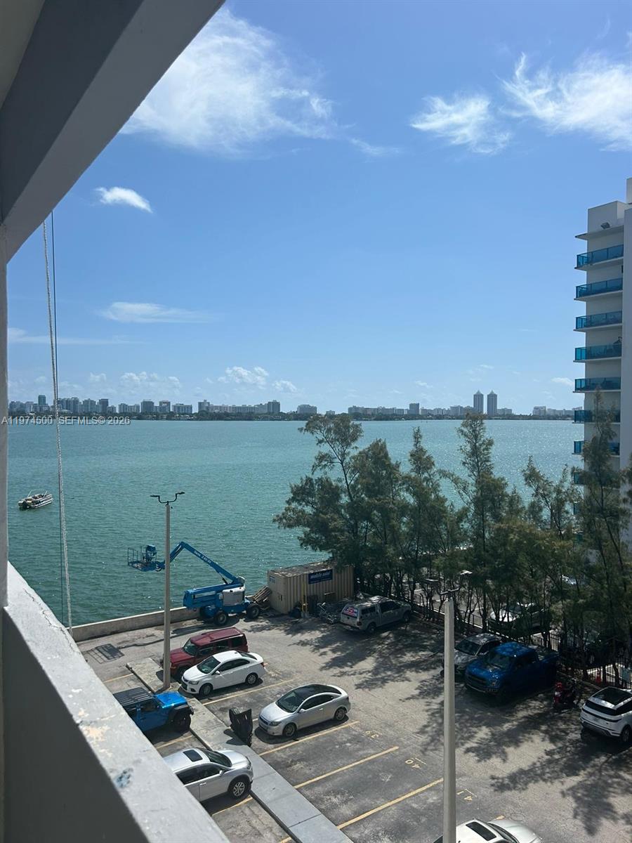 7545 E Treasure Dr #5J North Bay Village, FL 33141