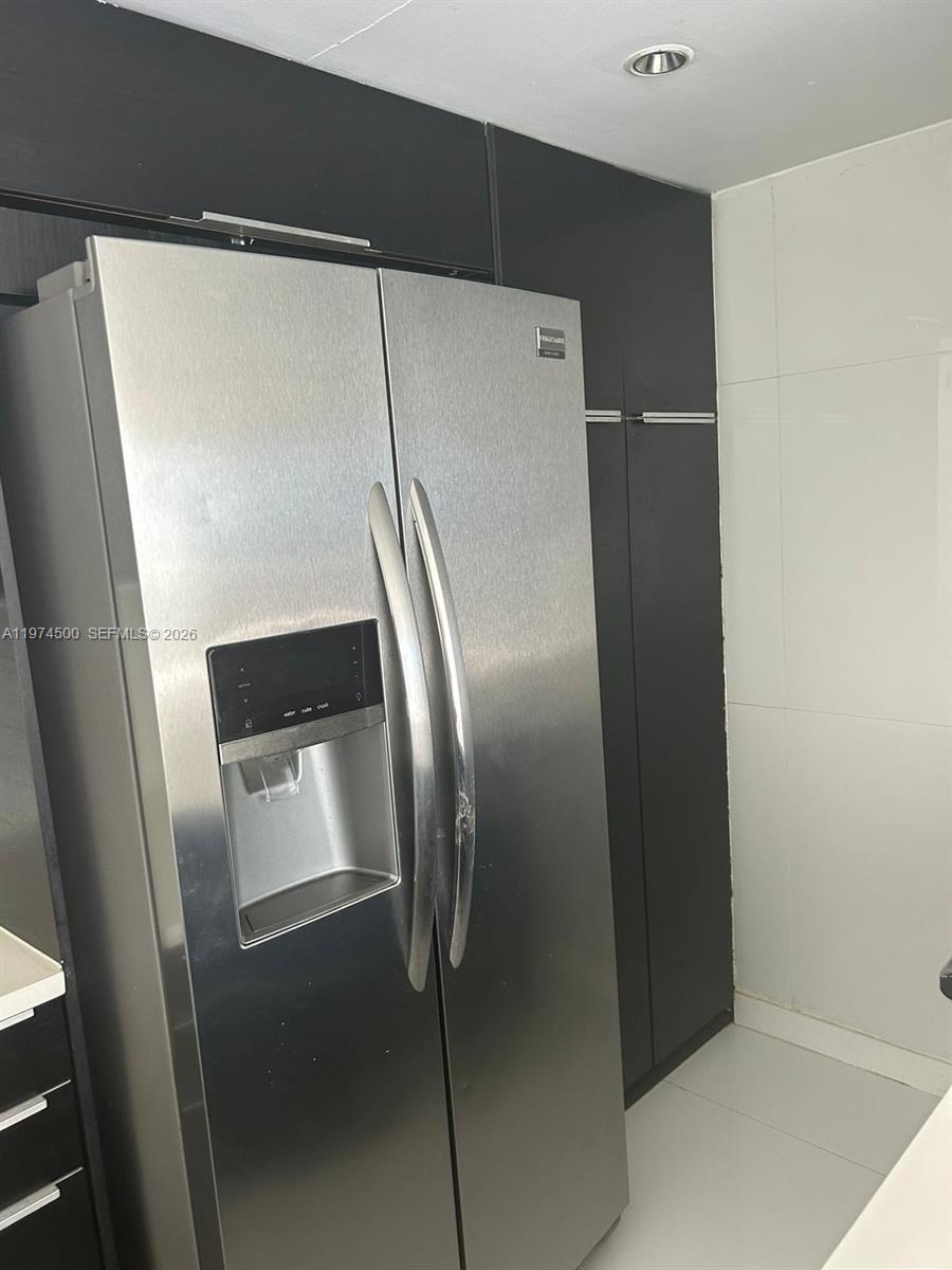 7545 E Treasure Dr #5J North Bay Village, FL 33141