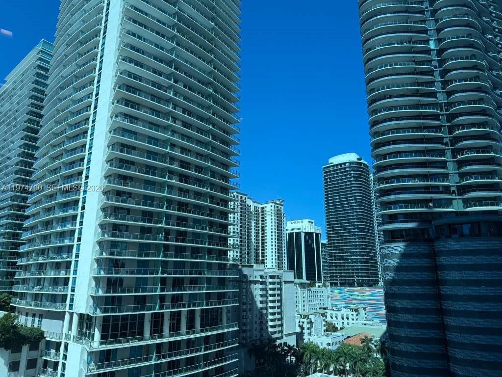 1080 Brickell Ave #303