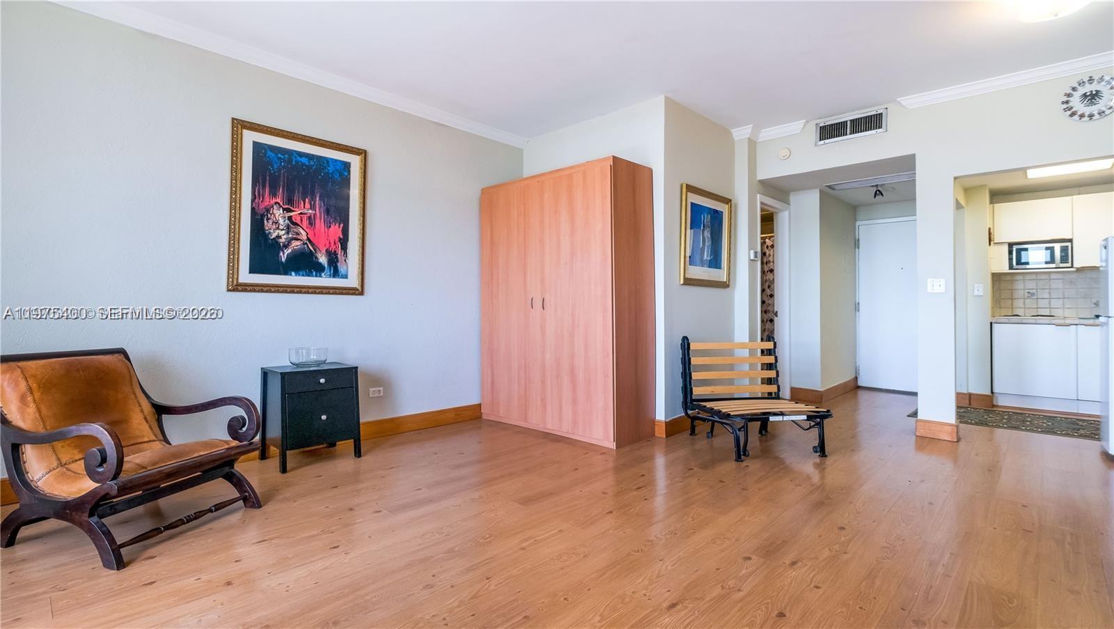 700 Biltmore Way #1008 Coral Gables, FL 33134