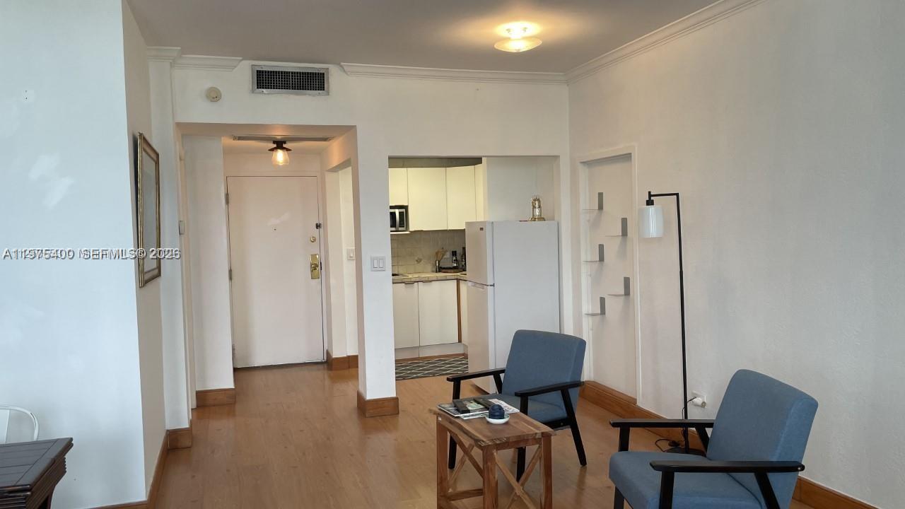 700 Biltmore Way #1008 Coral Gables, FL 33134