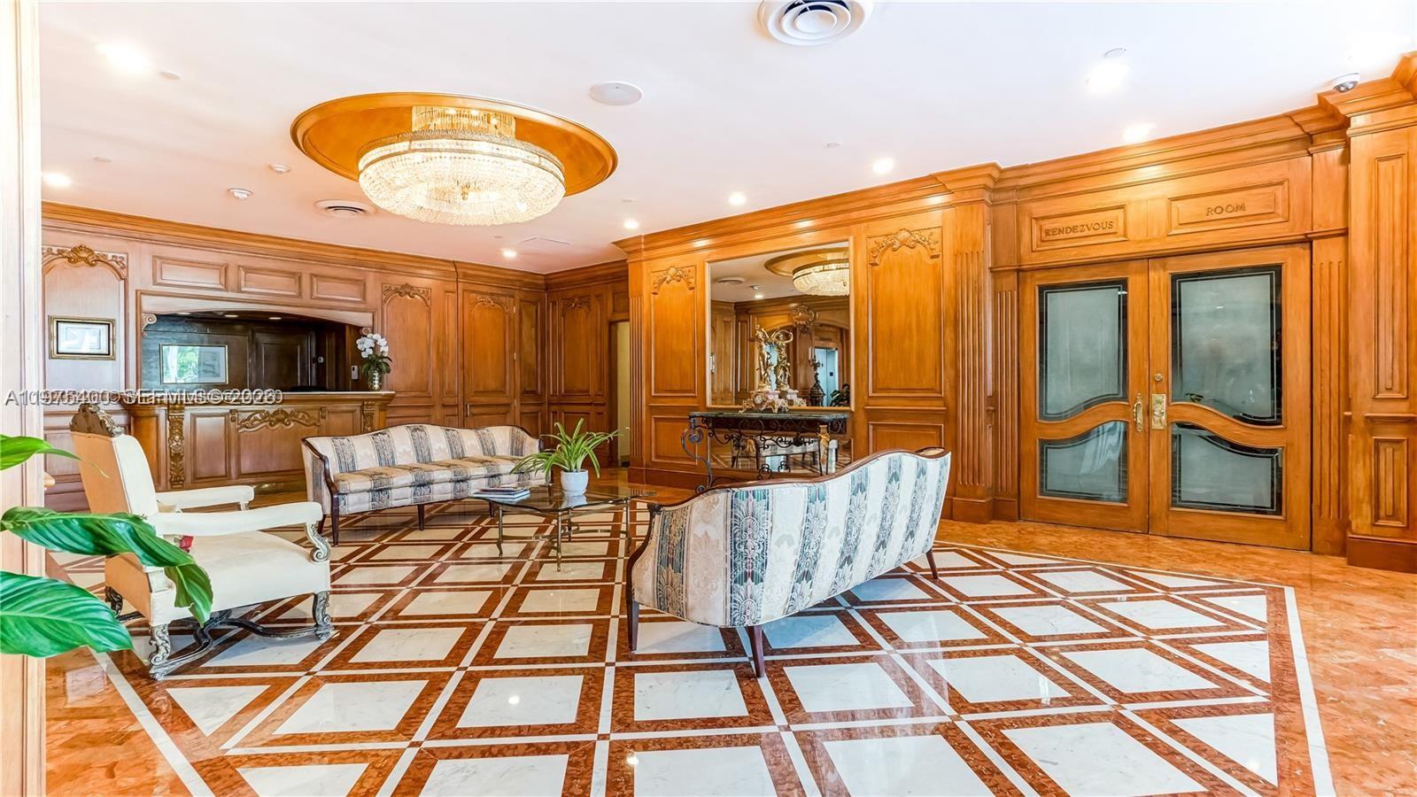 700 Biltmore Way #1008 Coral Gables, FL 33134