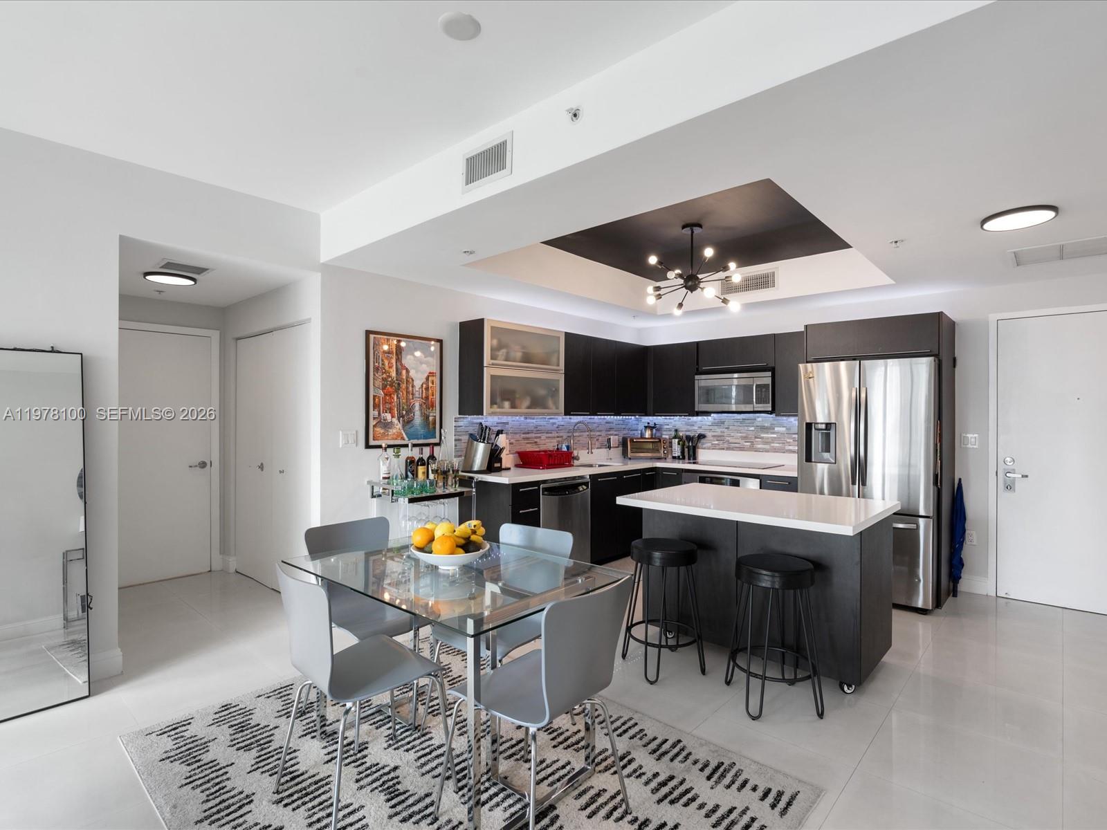 90 SW 3rd St #2015 Miami, FL 33130