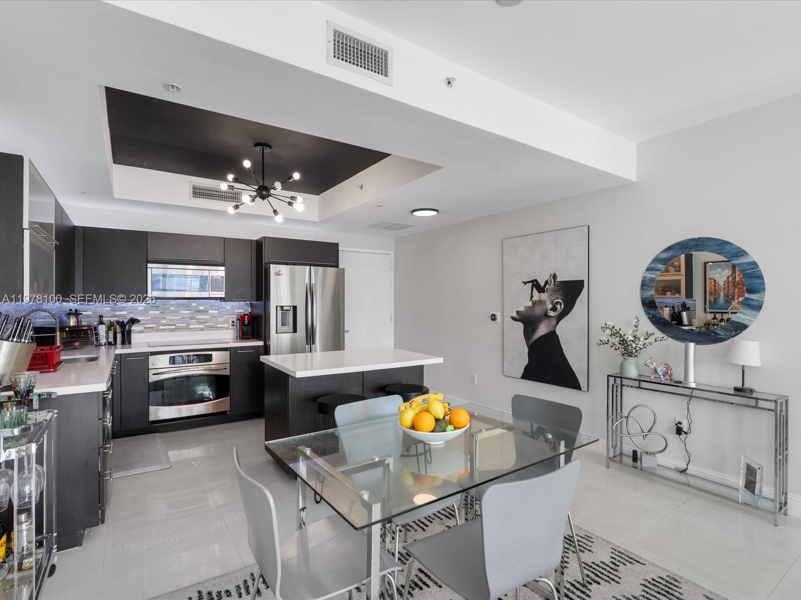 90 SW 3rd St #2015 Miami, FL 33130