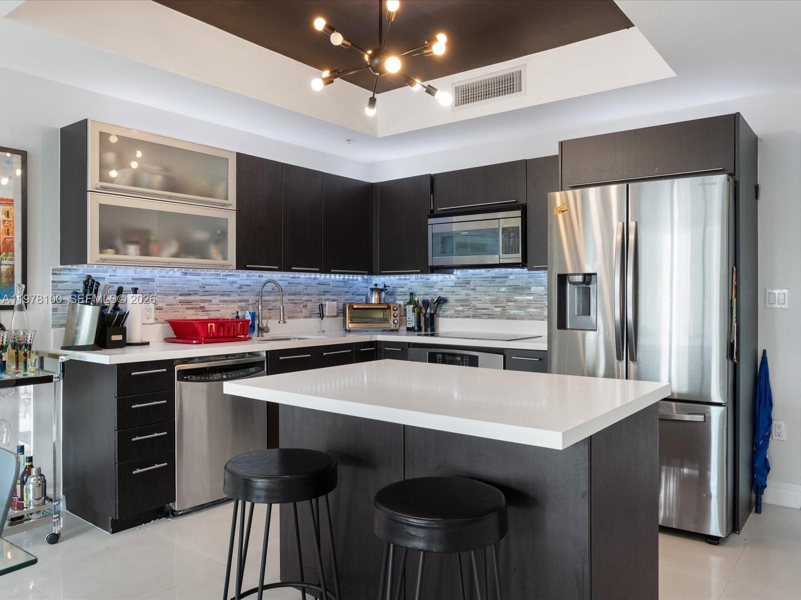 90 SW 3rd St #2015 Miami, FL 33130