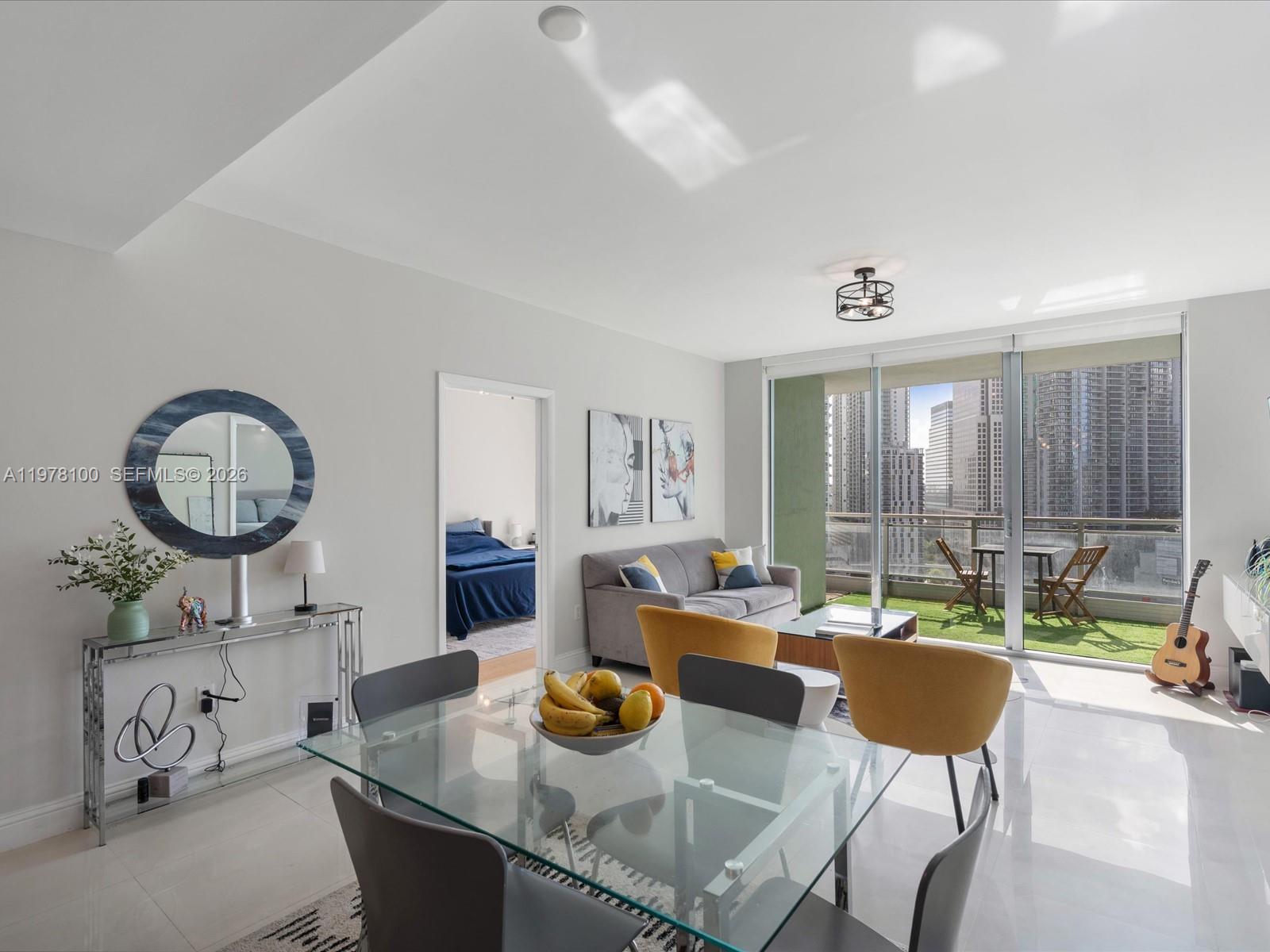 90 SW 3rd St #2015 Miami, FL 33130