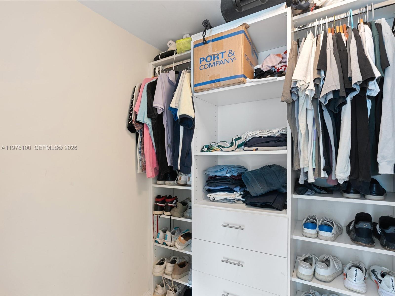 90 SW 3rd St #2015 Miami, FL 33130