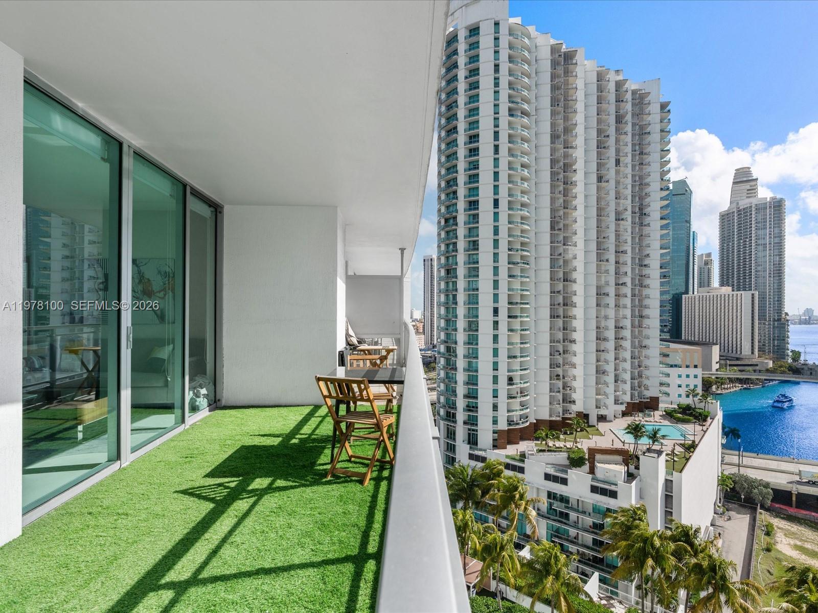 90 SW 3rd St #2015 Miami, FL 33130
