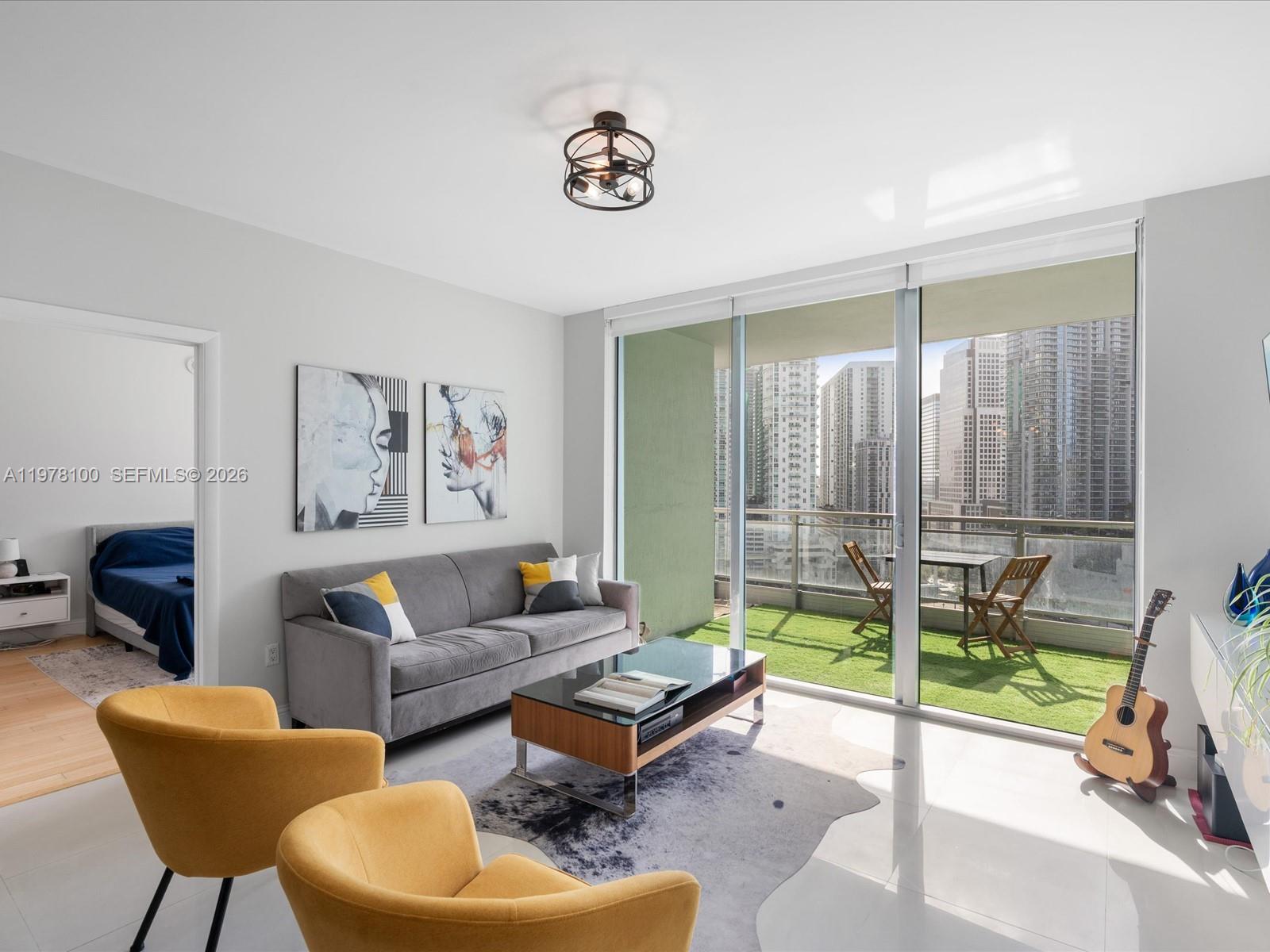 90 SW 3rd St #2015 Miami, FL 33130