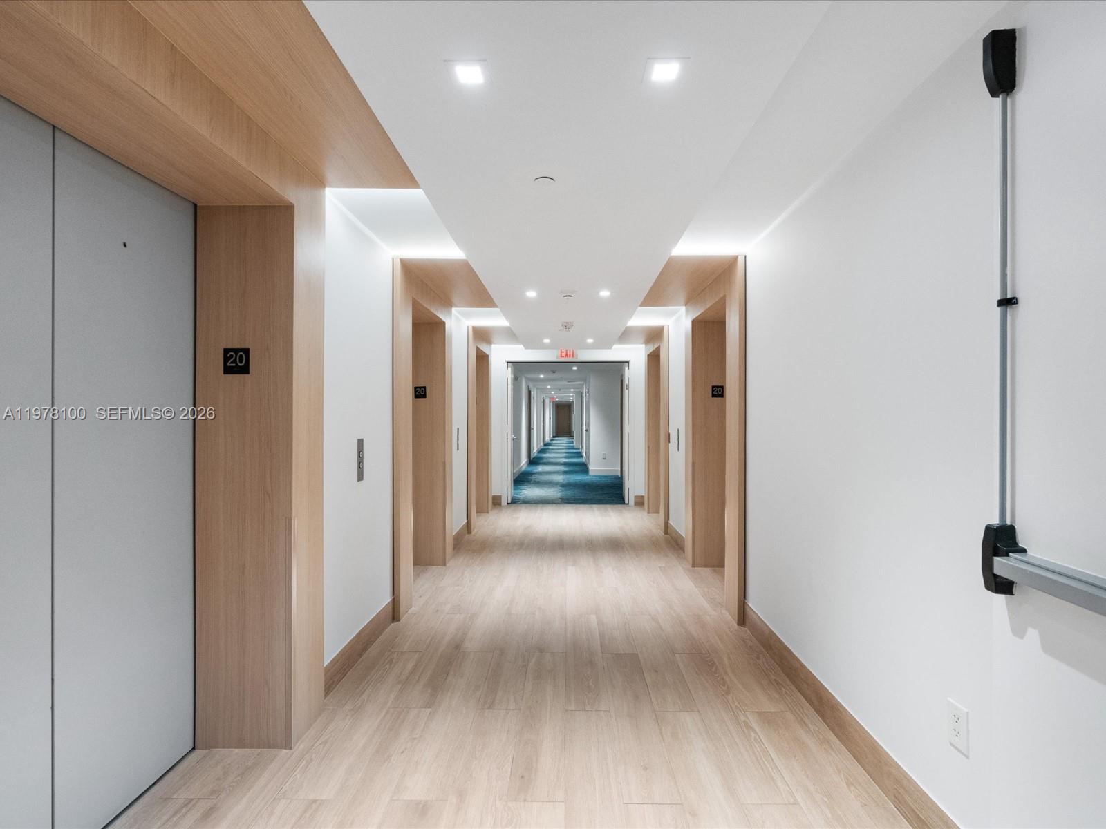 90 SW 3rd St #2015 Miami, FL 33130